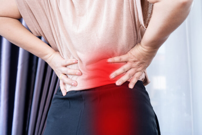 Chiropractor vs. Massage Therapy for Back Pain